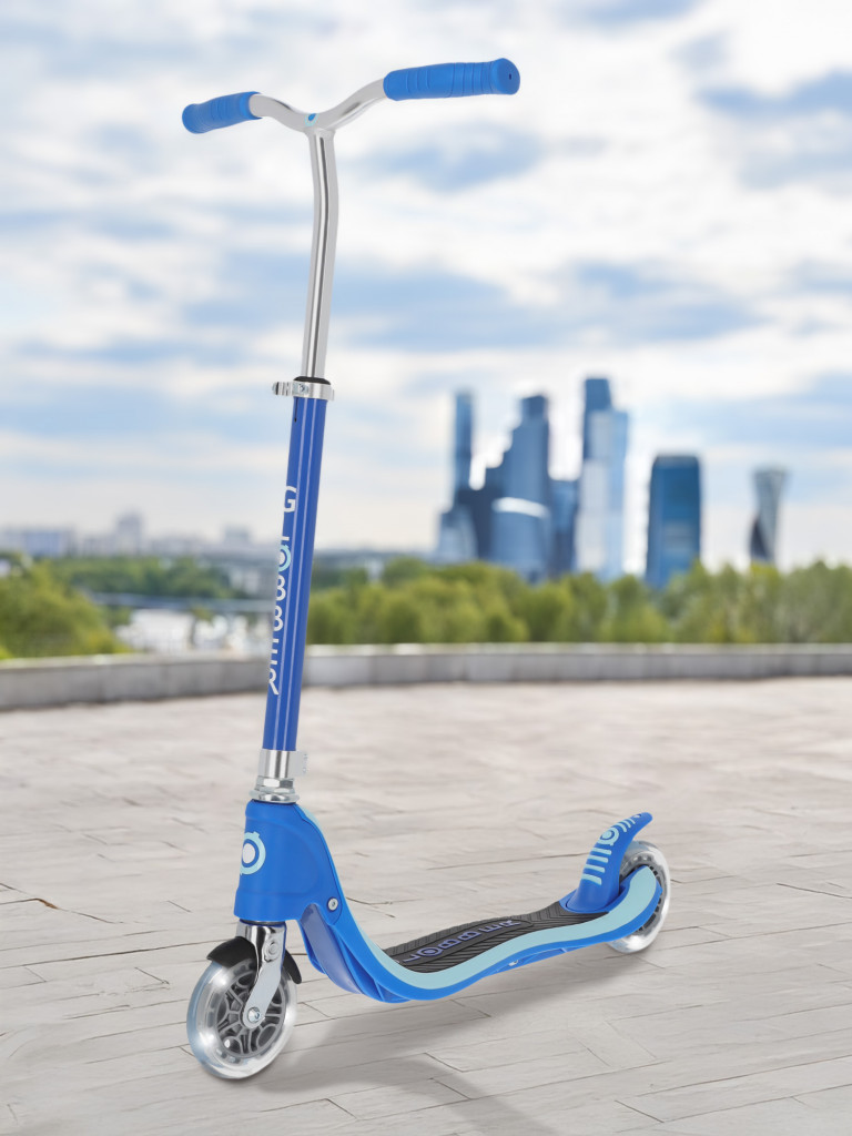 Самокат детский Globber Flow 125 Lights