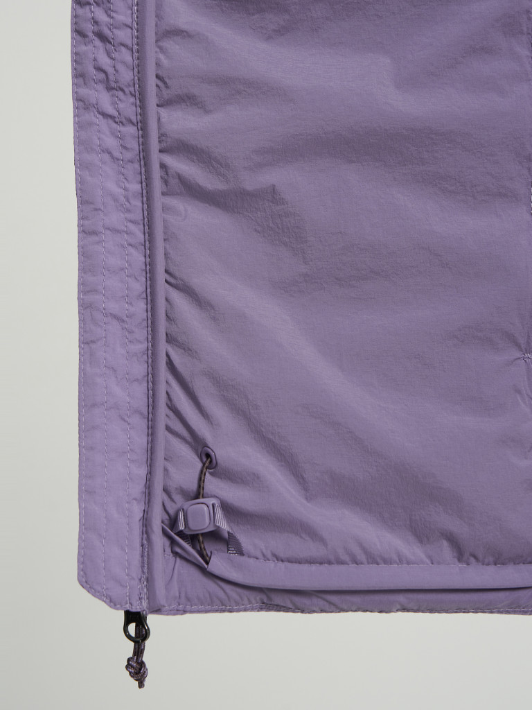 Ультралегкий пуховик женский Mountain Hardwear Stretchdown Hooded Jacket — фото №9