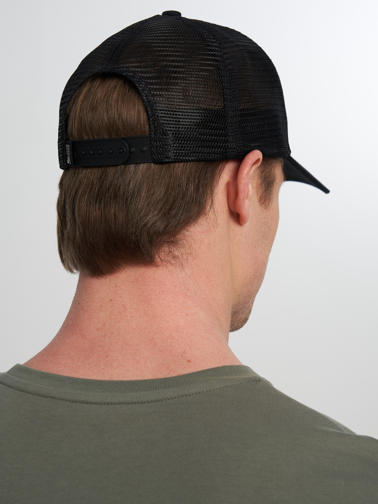 Бейсболка Mountain Hardwear Logo Trucker — фото №10