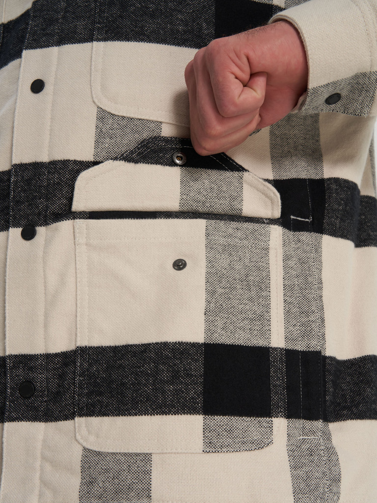 Легкая куртка мужская Columbia High Cascades Shirt Jacket — фото №10