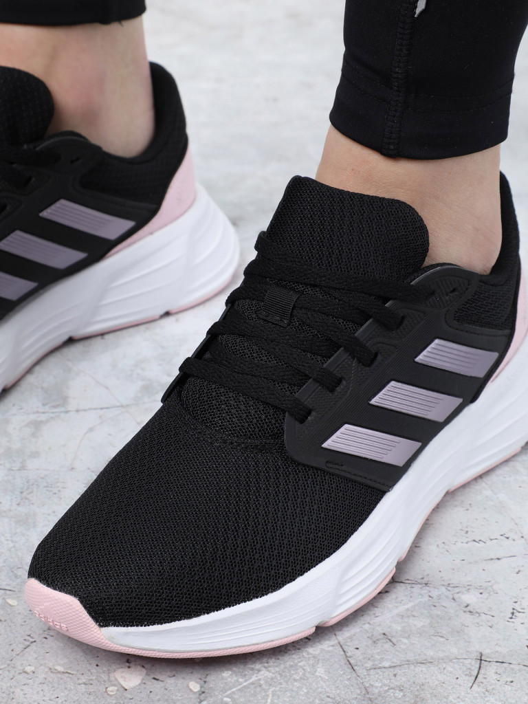 Кроссовки женские adidas Galaxy 6 Om черный/розовый цвет — купить за ...