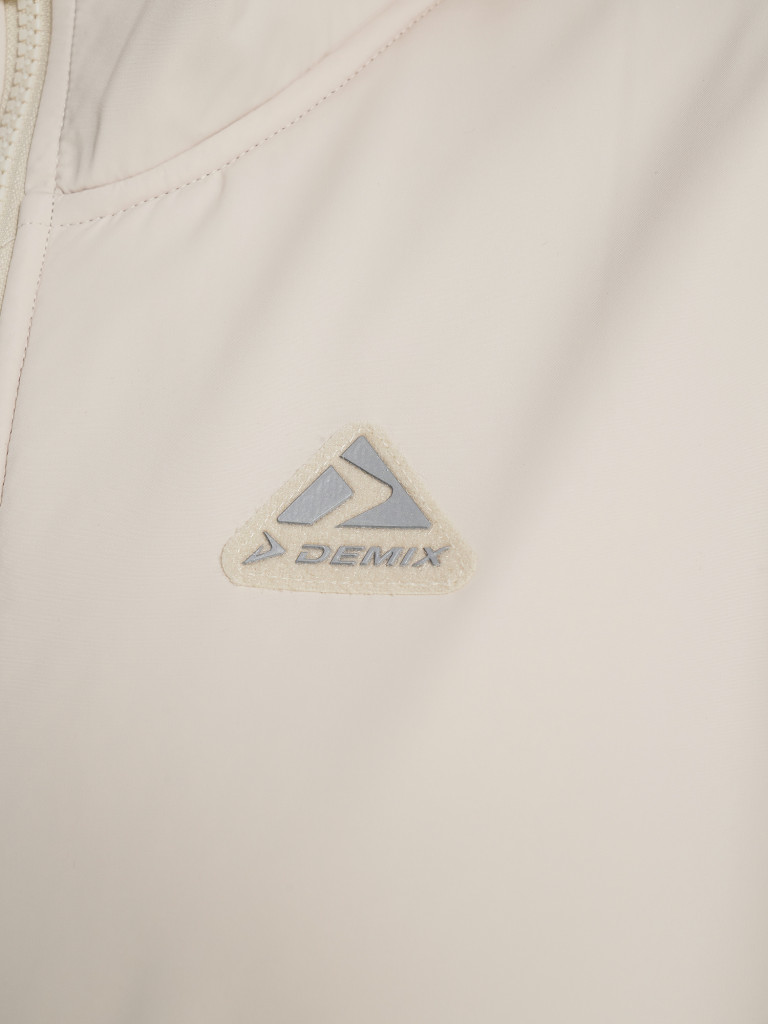 Легкая куртка женская Demix Discover — фото №11