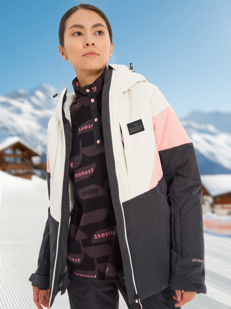 Куртка утепленная женская Protest