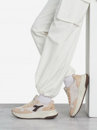 Diadora әйелдер кроссовкасы — фото №8