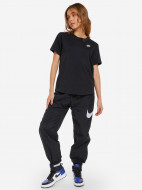 Футболка женская Nike Club Essentials — фото №3