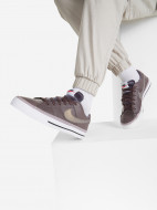 Кеды женские Nike Court Legacy