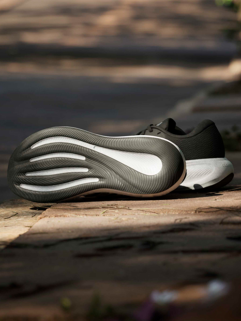 Кроссовки женские adidas Response Runner 2 — фото №11