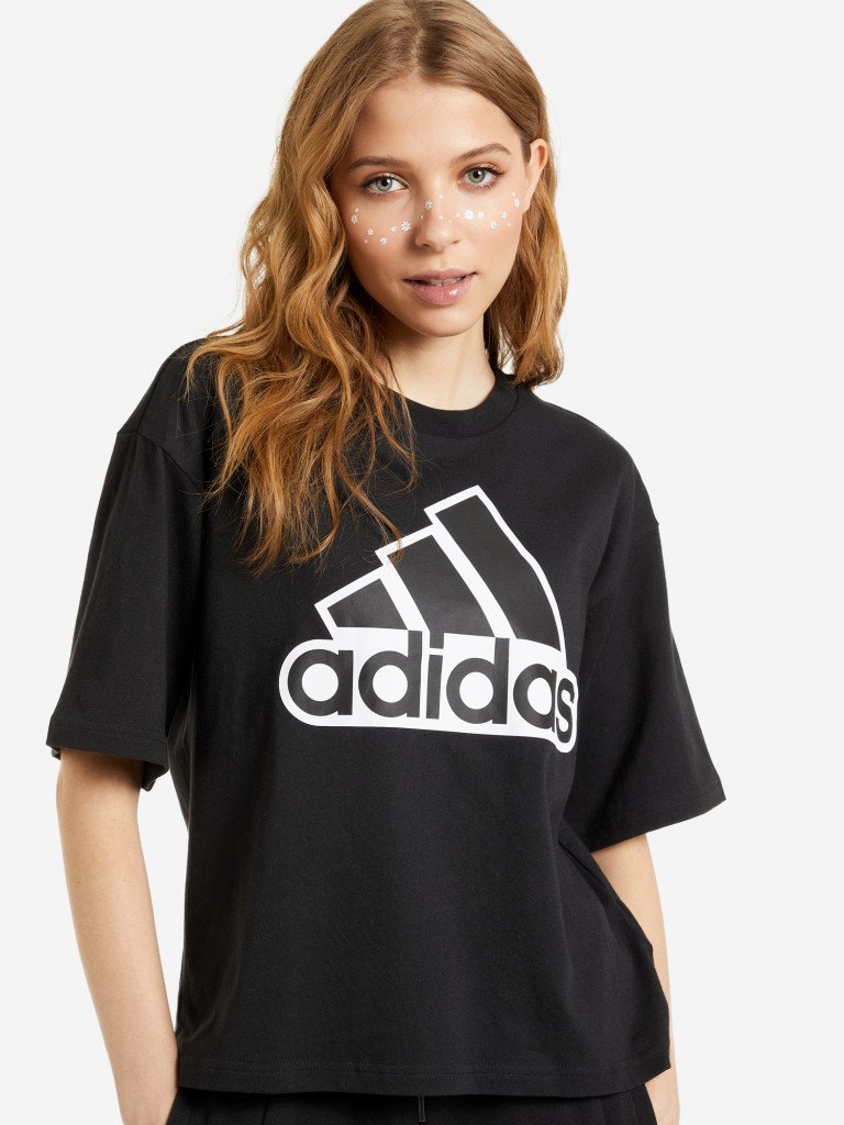 Футболка женская adidas Essentials Logo Boxy черный цвет — купить за ...