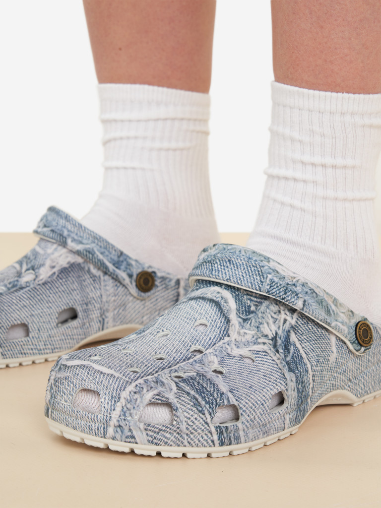 Сабо Crocs Classic Denim Clog — фото №7