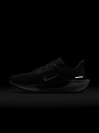 Nike әйелдер кроссовкасы — фото №11