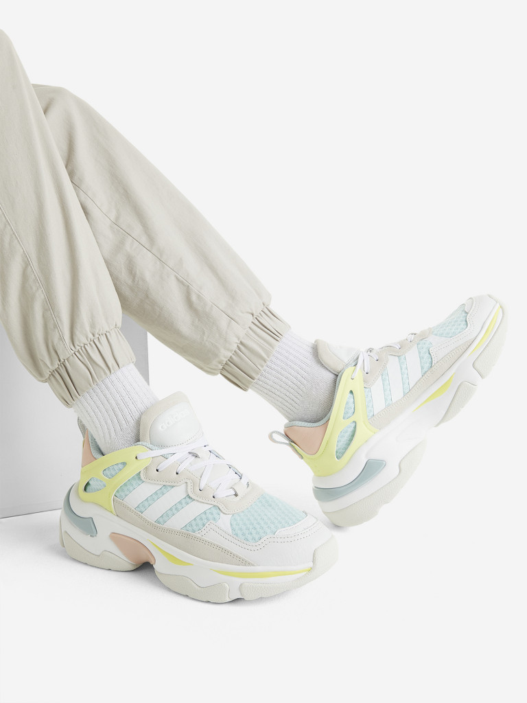 Кроссовки женские adidas Boujirun
