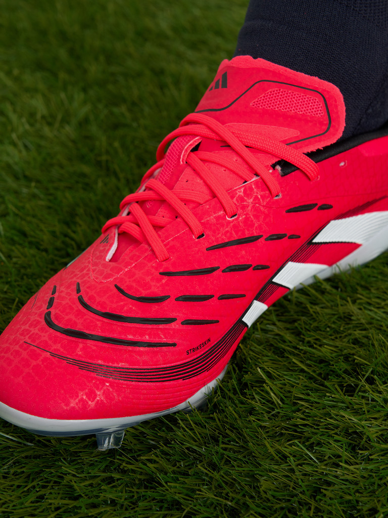 Бутсы для мальчиков adidas Predator Pro Fg J — фото №10